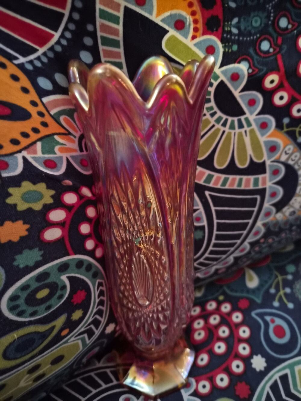 Vintage Indiana Glass Heirloom Pattern Amberina Swung Vase 8 Finger Massive GLOW